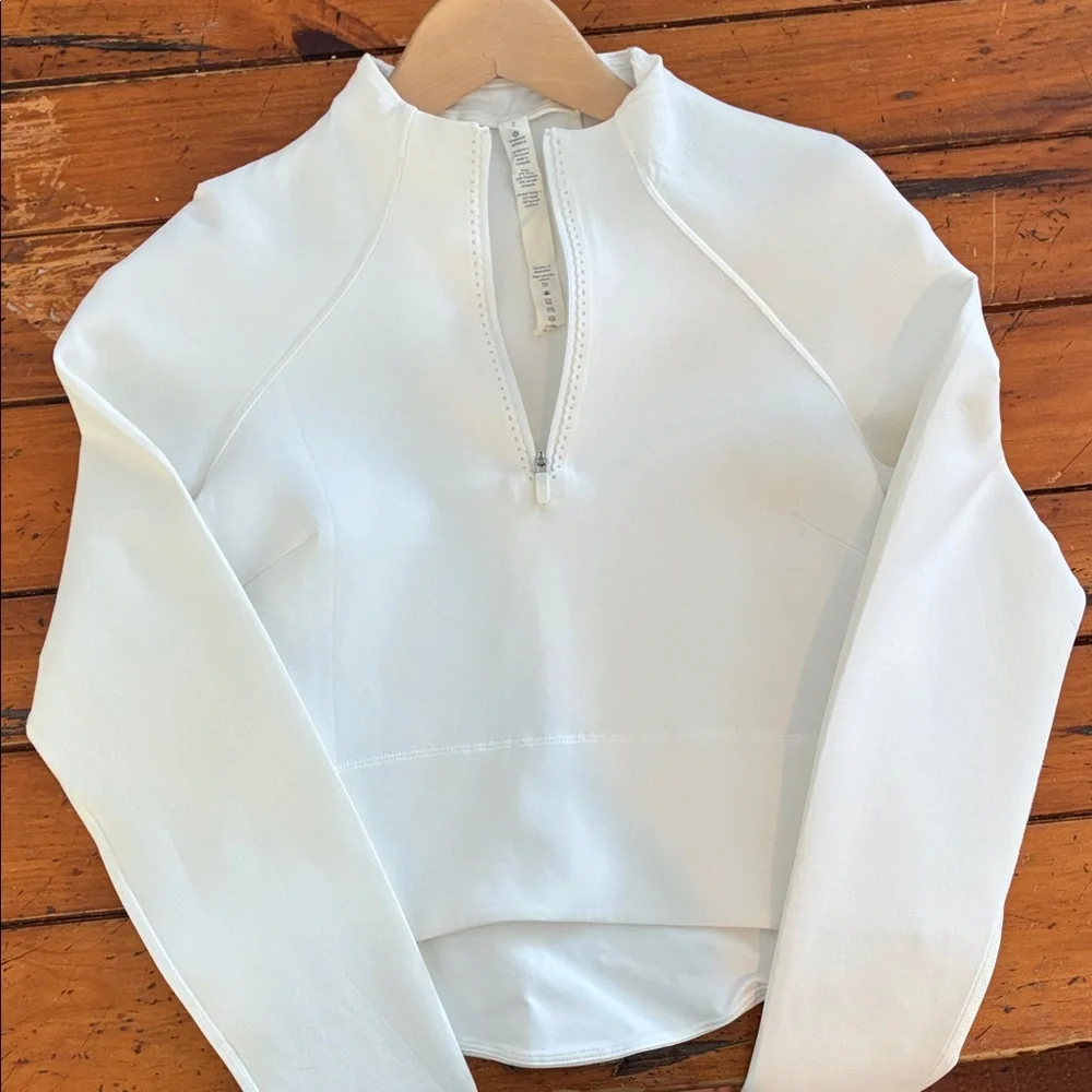 lululemon athletica White Crop Top - Picture 2 of 3